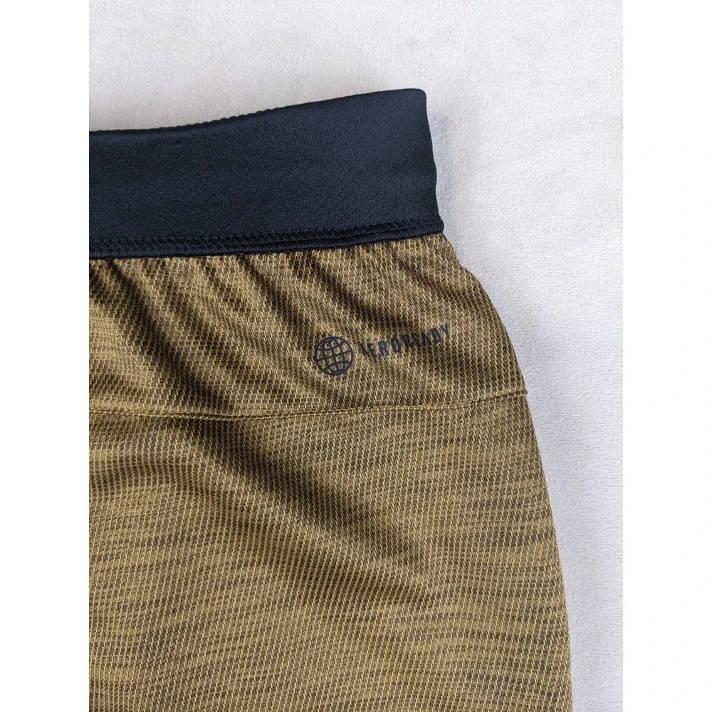 Adidas XS Mens Shorts IJ5504 Axis KNT‎ 3.0 NWT Earth Strata Bronze XSmall